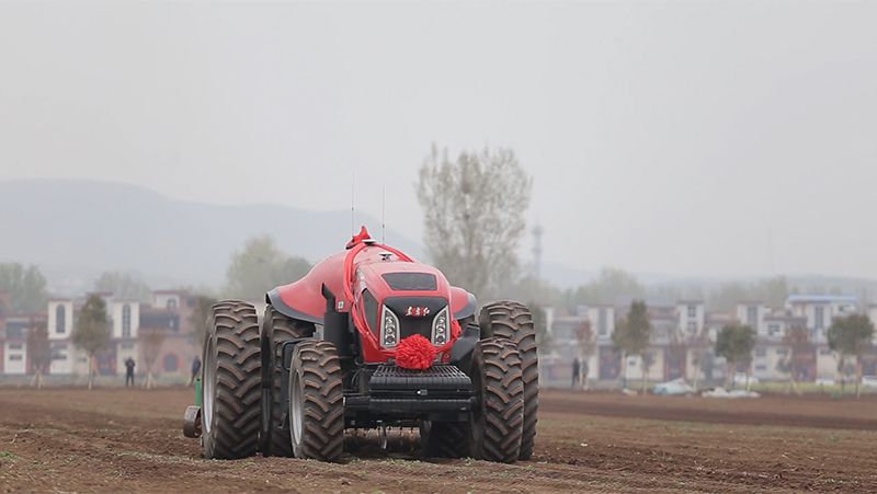 The Most Advanced Driverless Tractor of YTO